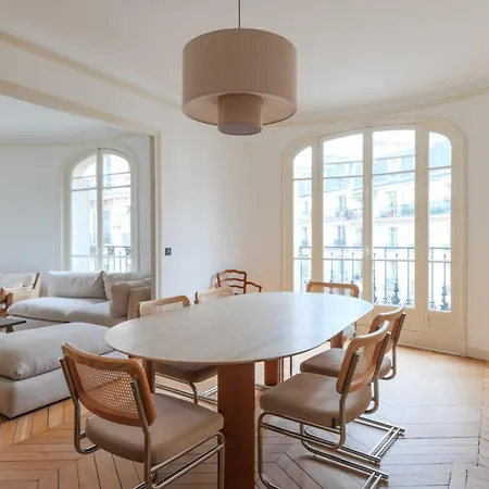 Elegance And Refinement Close To Sacre Coeur Apartamento