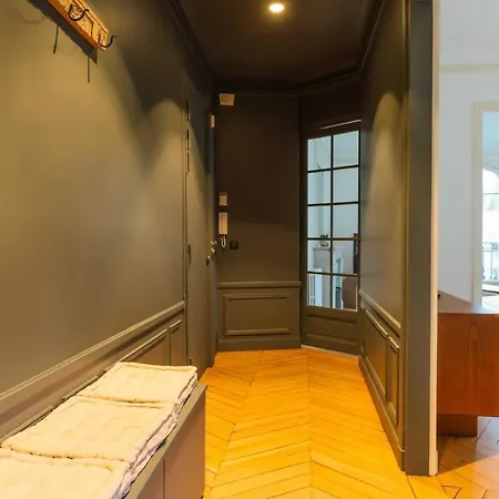 Elegance And Refinement Close To Sacre Coeur Apartamento *